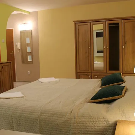 Apartament Raz Dwa Trzy Rzeszow Exterior photo