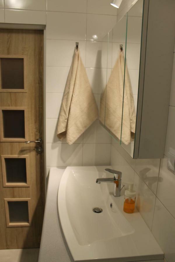 Raz Dwa Trzy Apartment *
